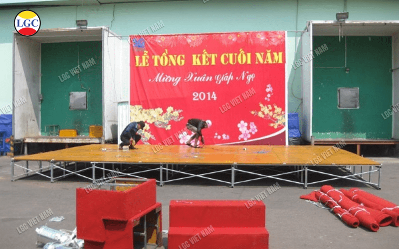 cho thuê sân khấu